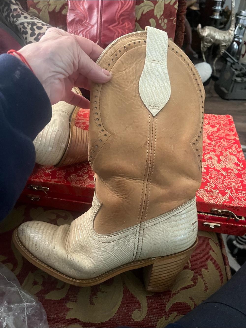 Women’s Two-Tone Western Cowgirl Boots in Tan and Cream dingo acme